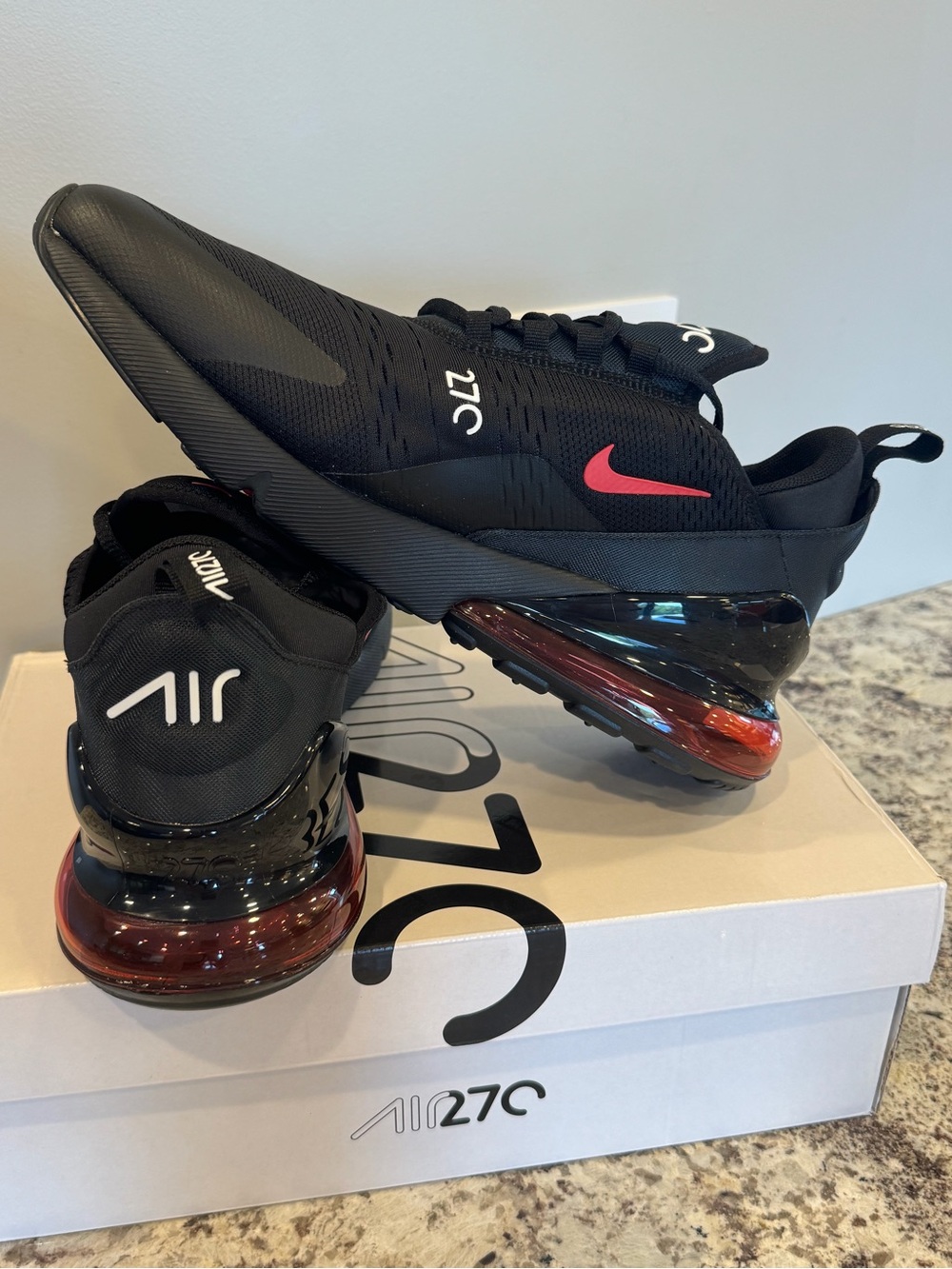 Men’s Nike Air Max 270 - Picture 2 of 5